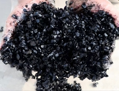 华南热作学院沥青冷补料（沥青砂）的优势特点与施工流程解析